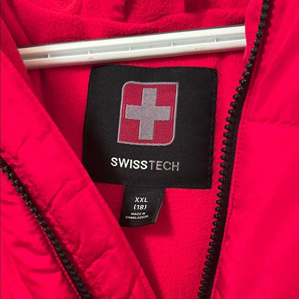 Swiss Tech Red Puffer Jacket